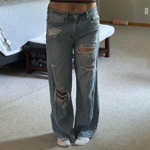 Women’s American eagle skater style jeans